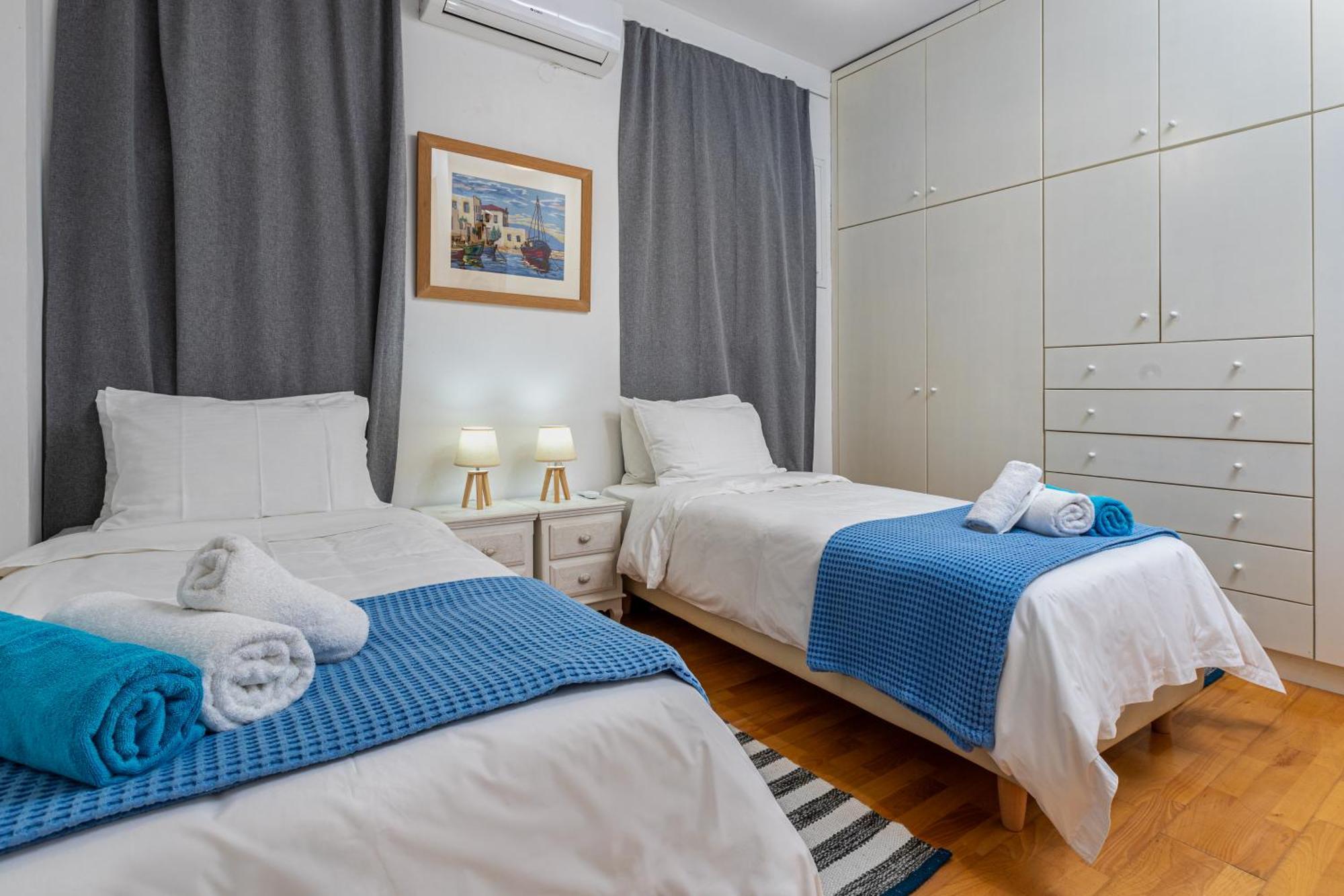 Dimitra Apartment With Private Pool And Sea View -The Ground Floor Of A Two Storey Building Daratsos Eksteriør bilde