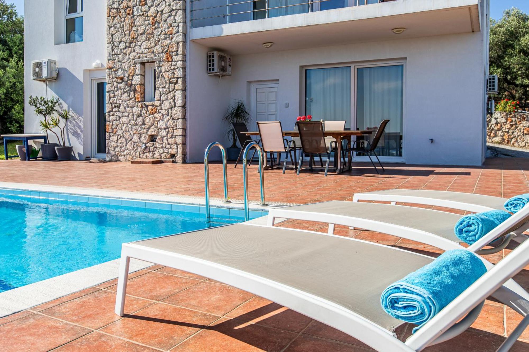 Dimitra Apartment With Private Pool And Sea View -The Ground Floor Of A Two Storey Building Daratsos Eksteriør bilde