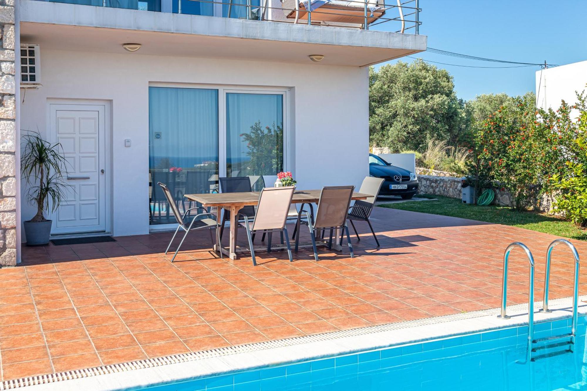 Dimitra Apartment With Private Pool And Sea View -The Ground Floor Of A Two Storey Building Daratsos Eksteriør bilde